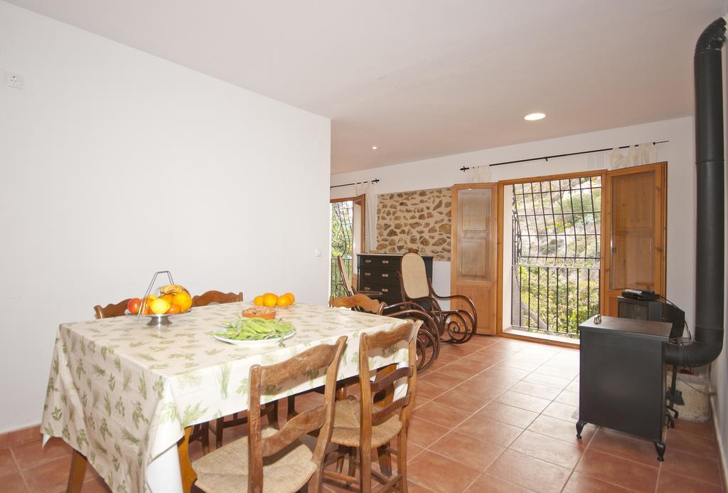 Casa Del Escriva Lägenhet Relleu Rum bild